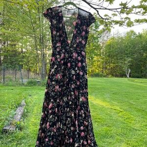 Reformation floral wrap dress - size Small